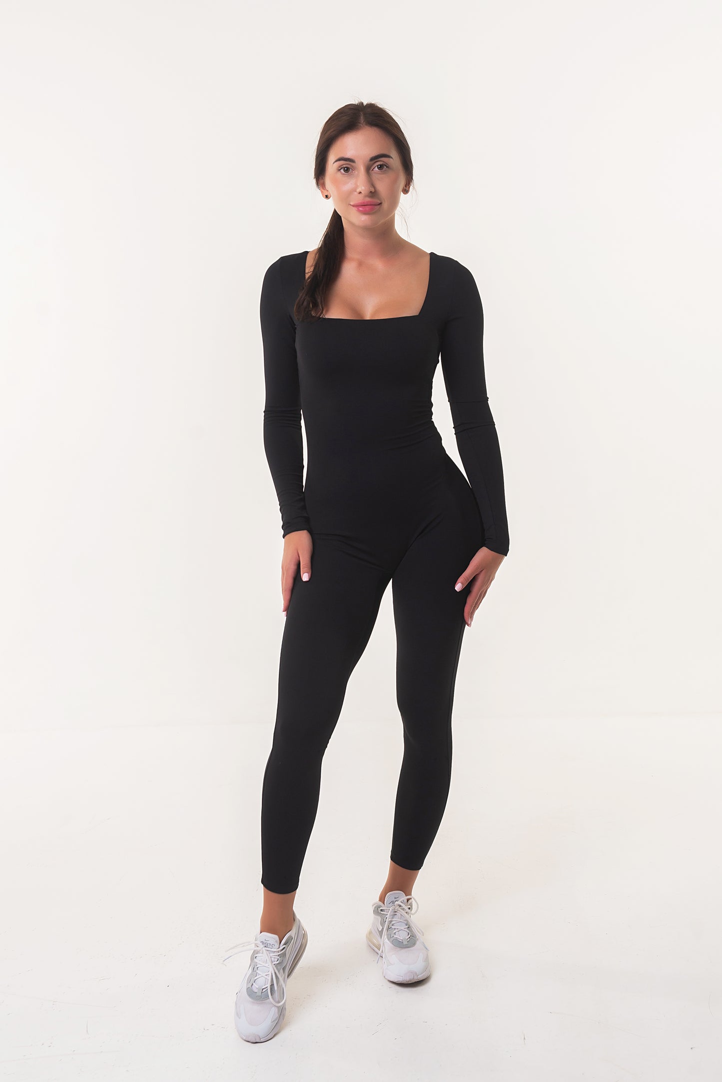 YOGA HUB Women's Long-Sleeve Full-Body Jumpsuit – Second-Skin Fit for Total Comfort and Performance